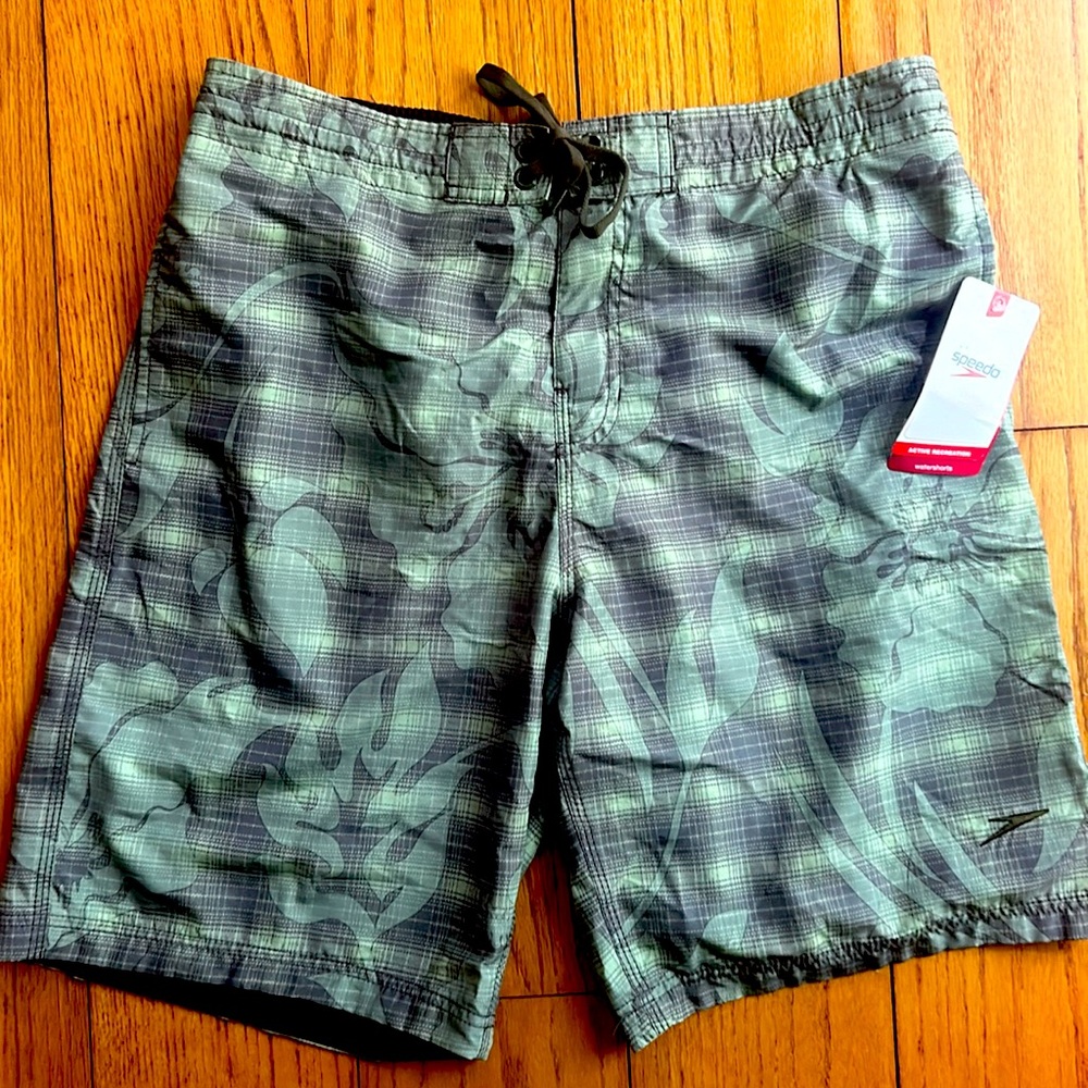 Men’s New Speedo Bathing Suit Medium